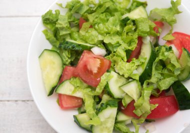 Sebze salatasının en üst görüntüsü