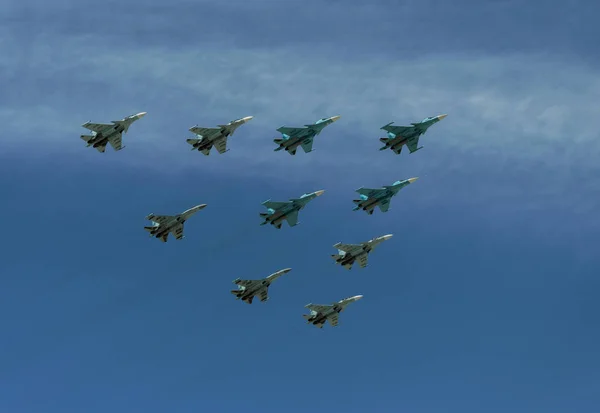 Group Fighter Planes Sky Parade Day Victory Moscow City May — Stock Photo, Image