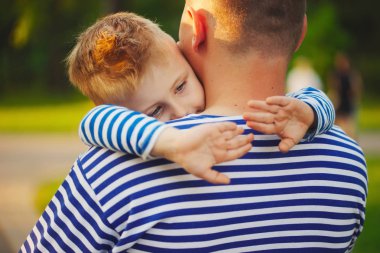 babası ile küçük komik çocuk