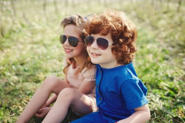 şirin şık çocuk yaz Park