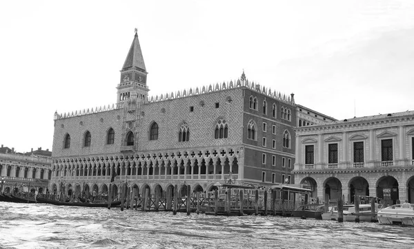 Venedik Talya Sanatsal Dönüşüm Öğleden Sonra Sighs Köprüsü — Stok fotoğraf