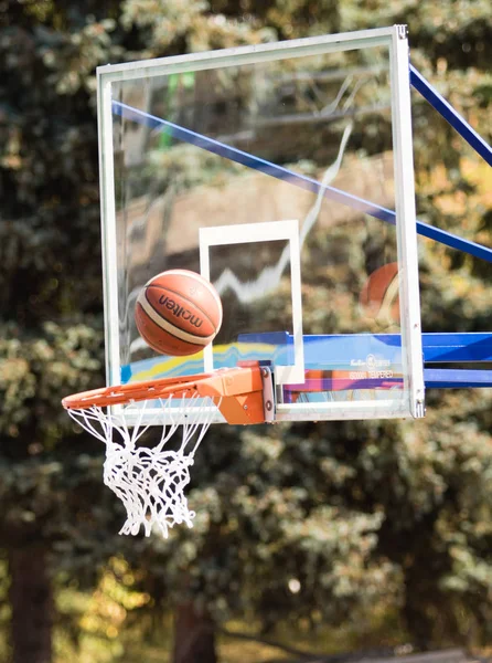 Petropavlovsk Kasachstan August 2017 Basketball Sportgeräte Werfen Einen Ball Den — Stockfoto