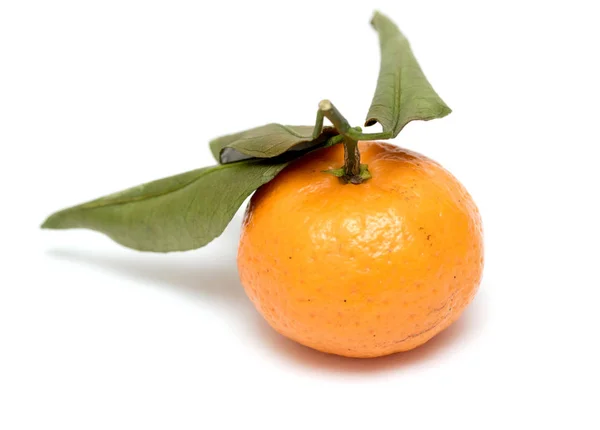 Tangerine Egy Elszigetelt Fehér Background — Stock Fotó