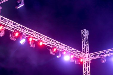 Festivaller duman bulanık gece aydınlatma
