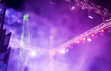 Festivaller duman bulanık gece aydınlatma