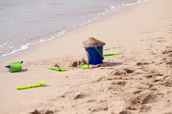 Baby Emmer Het Zand Bij Zee — Stockfoto