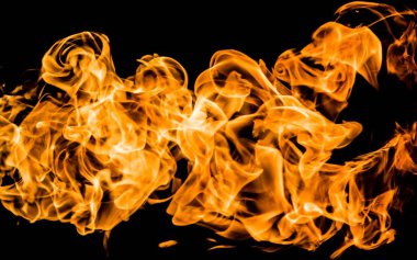 Siyah arkaplanda yangın