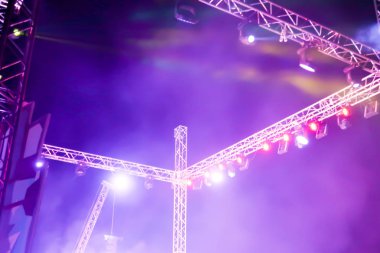 Festivaller duman bulanık gece aydınlatma