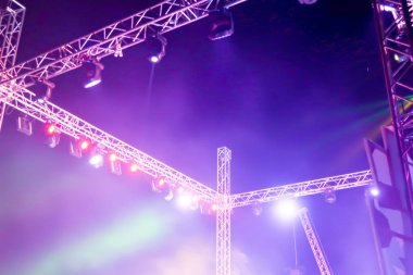 Festivaller duman bulanık gece aydınlatma