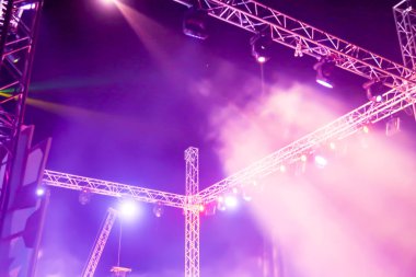 Festivaller duman bulanık gece aydınlatma