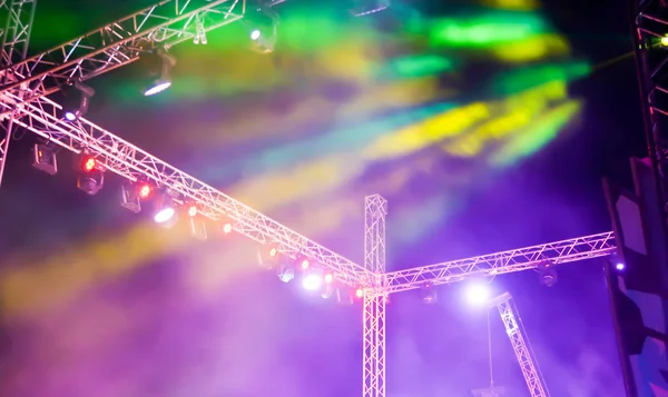 Festivaller duman bulanık gece aydınlatma