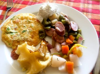 et makarna sebze yemek