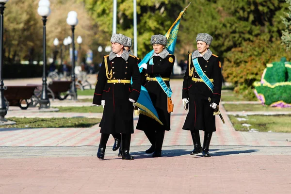 Petropavlovsk Kazakistan Ekim 2017 Nşaat Petropavlovsk Işleri Bakanlığı Personeli Gözden — Stok fotoğraf