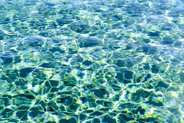 Чистая Морская Вода Солнечными Лучами Фон — стоковое фото