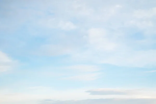 Cirrus Mraky Modré Obloze Pozadí — Stock fotografie