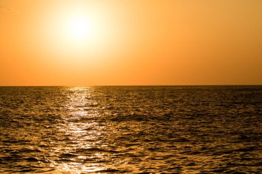 günbatımı deniz manzara