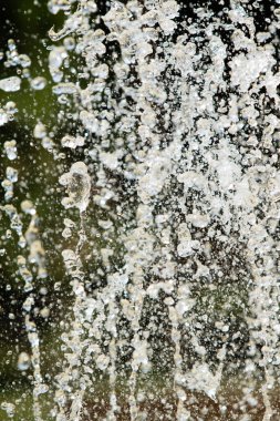 Su çeşme, bulanık arka plan, soyutlama jetleri