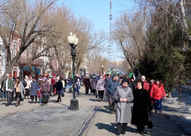 Petropavlovsk, Kazakistan, 21 Şubat 2017 Nauryz kutlama. Kitlesel festivaller insanlar Ulusal kostümleri. Petropavlivk Kazakistan.
