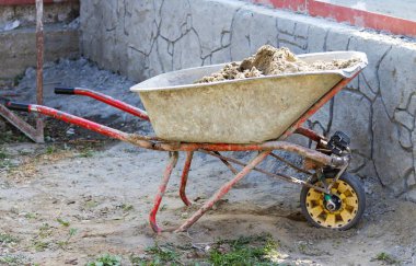 Kum ile eski el arabası