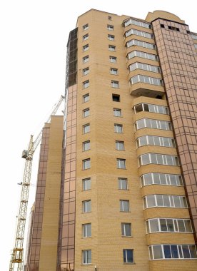 düzlükler, yeni çok katlı ev yeni blok karşı vinç