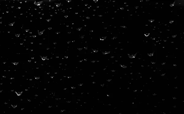 黑玻璃上的雨滴 湿的玻璃质地 — 图库照片