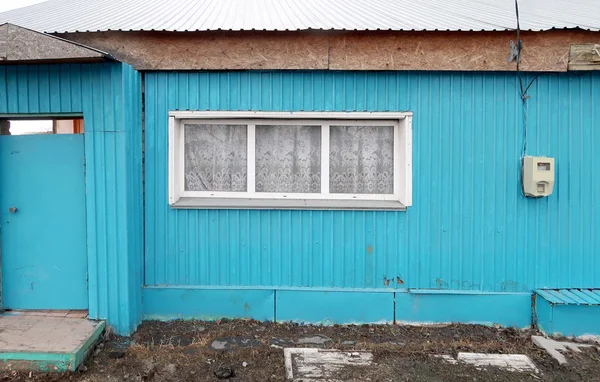 Belle Finestre Una Casa Legno Vecchio — Foto Stock