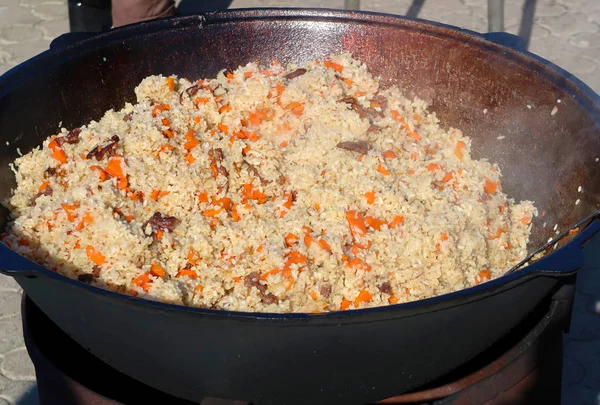 Pilaf Carne Cenoura Arroz Comer — Fotografia de Stock