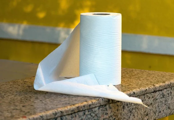 Roll Paper Towel Table — Stock Photo, Image