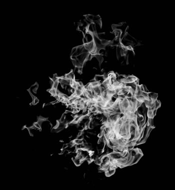 Beyaz Alev siyah arka plan üzerine duman