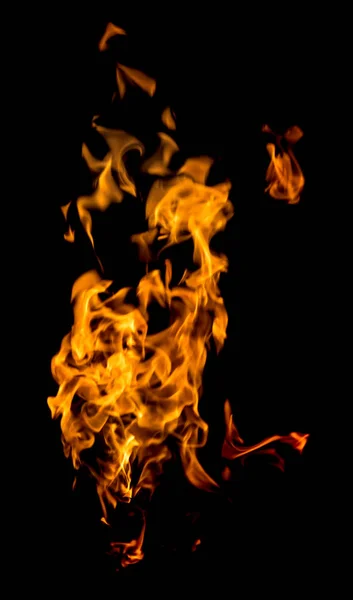 Flammenfeuer Auf Schwarzem Hintergrund — Stockfoto