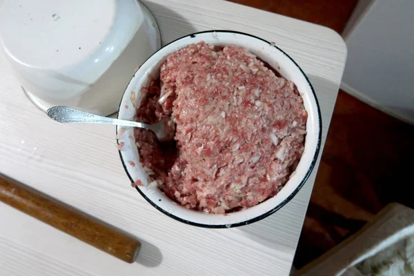 Carne Moída Crua Uma Xícara — Fotografia de Stock