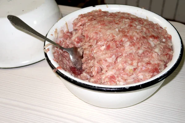 Rohes Hackfleisch Einer Tasse — Stockfoto