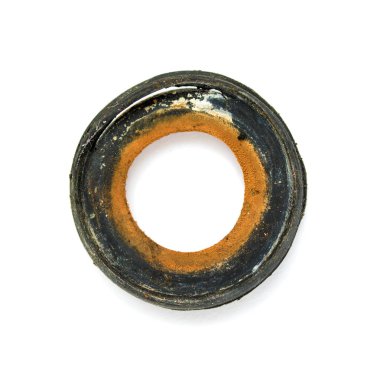 Kauçuk conta beyaz bir arka plan üzerinde eski