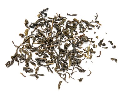 kuru yaprak yeşil çay beyaz bir arka plan üzerinde