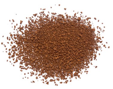 beyaz bir arka plan üzerinde toz çözünür kahve