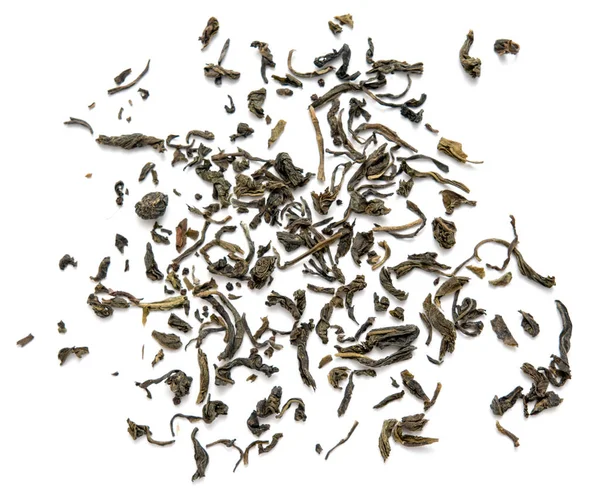 kuru yaprak yeşil çay beyaz bir arka plan üzerinde