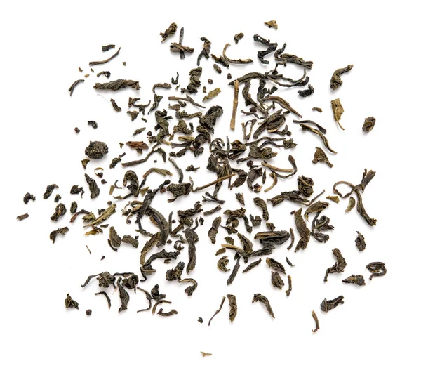 kuru yaprak yeşil çay beyaz bir arka plan üzerinde