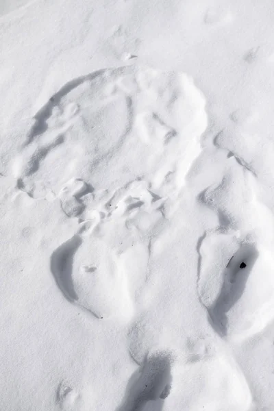 Weiße Schneehaufen — Stockfoto