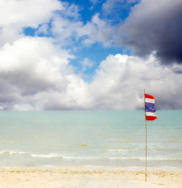 ビーチ 海砂空フラグ — ストック写真