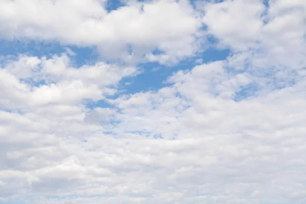 Hermoso Cielo Azul Con Nubes —  Fotos de Stock