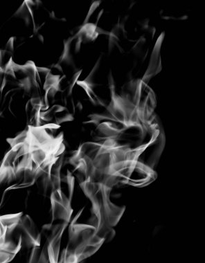 siyah bir arka plan beyaz duman alev