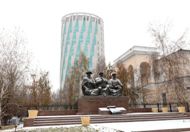 Astana, Kazakistan - 31 Ekim 2018: Şehrin ilk karı. Astana şehir mimarisi.