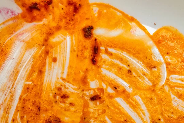 Röd Tomat Pasta Vit Bakgrund Smutsiga Tallrik Efter Måltid — Stockfoto