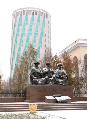 Astana, Kazakistan - 31 Ekim 2018: Şehrin ilk karı. Astana şehir mimarisi.