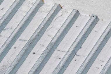 karda Galvaniz çatı