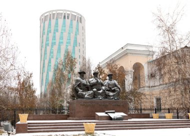 Astana, Kazakistan - 31 Ekim 2018: Şehrin ilk karı. Astana şehir mimarisi.