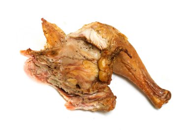 Füme tavuk beyaz zemin üzerine