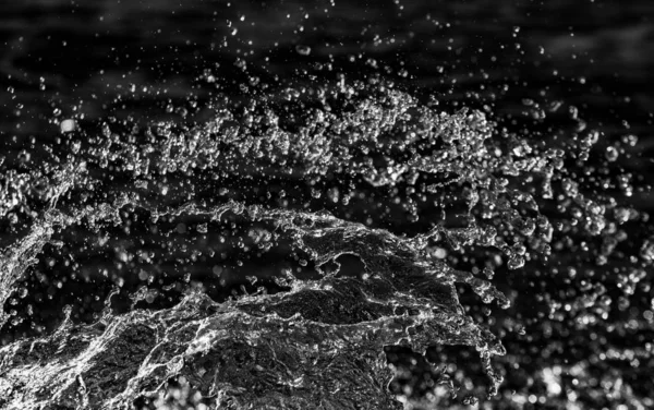 Краплі Води Повітрі Темному Фоні Боке — стокове фото
