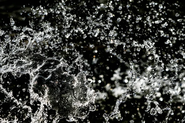 Gotas Agua Aire Sobre Fondo Bokeh Oscuro — Foto de Stock