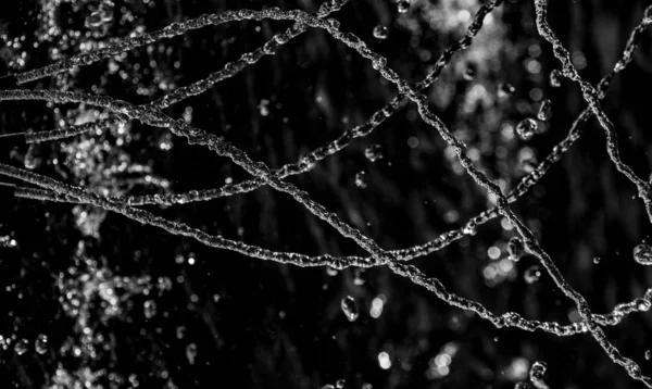 Gotas Agua Aire Sobre Fondo Bokeh Oscuro —  Fotos de Stock